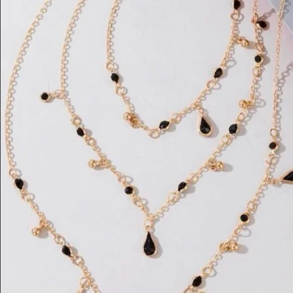 Water Drop 3 Layer Necklace (black/gold) - Picture 6 of 9